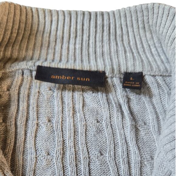 Amber Sun | Two Way Zipper, Grey Cable Knit Sweater | Size Large - Picture 2 of 7